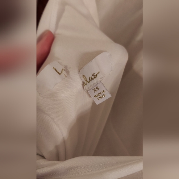 Extravagant Love White Backless Long Sleeve Ruched Maxi Dress - Xs - Picture 6 of 7